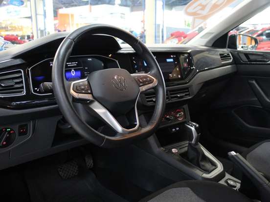 VOLKSWAGEN-POLO-1.0 170 TSI COMFORTLINE AUTOMÁTICO VOLKSWAGEN-POLO-2024