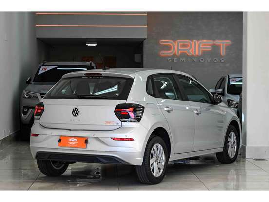 VOLKSWAGEN-POLO-1.0 170 TSI COMFORTLINE AUTOMÁTICO VOLKSWAGEN-POLO-2024