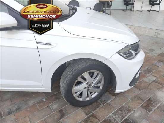 VOLKSWAGEN-POLO-2024