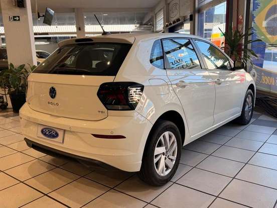 VOLKSWAGEN-POLO-1.0 170 TSI COMFORTLINE AUTOMÁTICO VOLKSWAGEN-POLO-2024