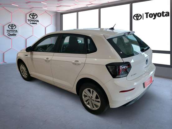 VOLKSWAGEN-POLO-2023