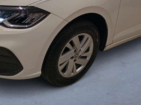VOLKSWAGEN-POLO-2023