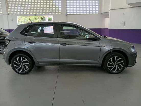 VOLKSWAGEN-POLO-2025