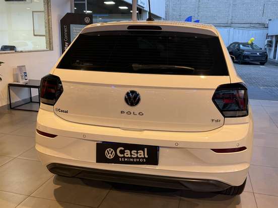 VOLKSWAGEN-POLO-2024