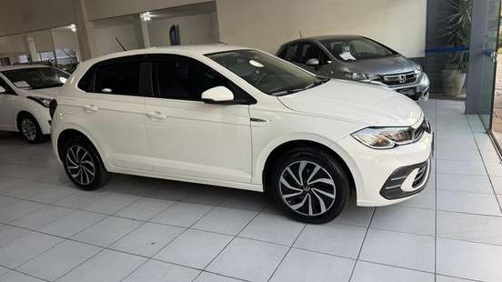 VOLKSWAGEN-POLO-2022