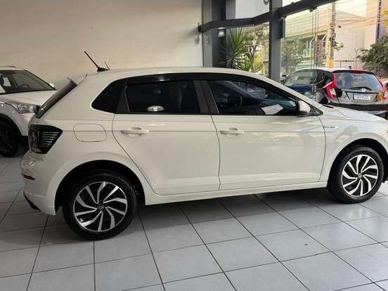VOLKSWAGEN-POLO-1.0 170 TSI HIGHLINE AUTOMÁTICO VOLKSWAGEN-POLO-2022