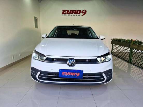 VOLKSWAGEN-POLO-1.0 170 TSI HIGHLINE AUTOMÁTICO VOLKSWAGEN-POLO-2024