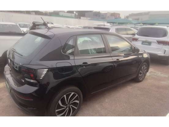 VOLKSWAGEN-POLO-2025