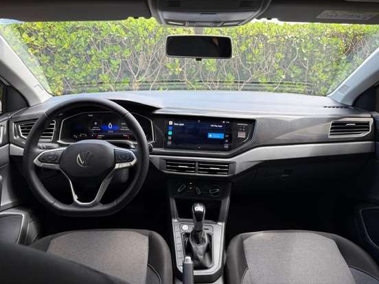 VOLKSWAGEN-POLO-2025