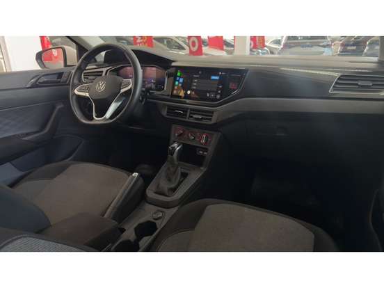 VOLKSWAGEN-POLO-2025