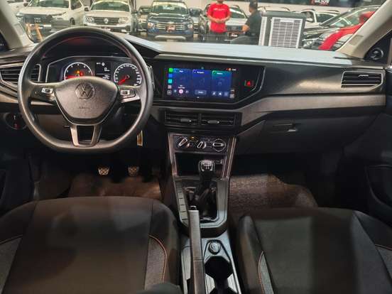 VOLKSWAGEN-POLO-2025