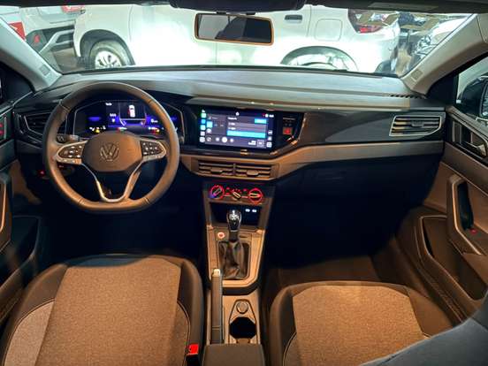 VOLKSWAGEN-POLO-2025