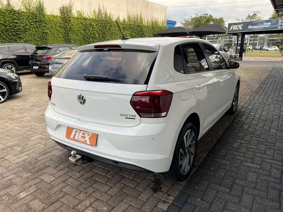 VOLKSWAGEN-POLO-1.0 200 TSI HIGHLINE AUTOMÁTICO VOLKSWAGEN-POLO-2019