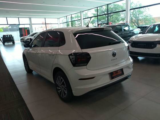 VOLKSWAGEN POLO 1.0 MPI MANUAL