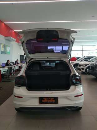 VOLKSWAGEN-POLO-2022