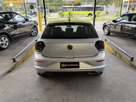VOLKSWAGEN-POLO-2024