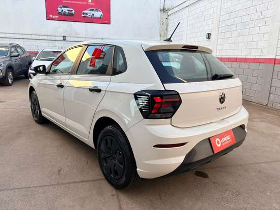 VOLKSWAGEN-POLO-2024