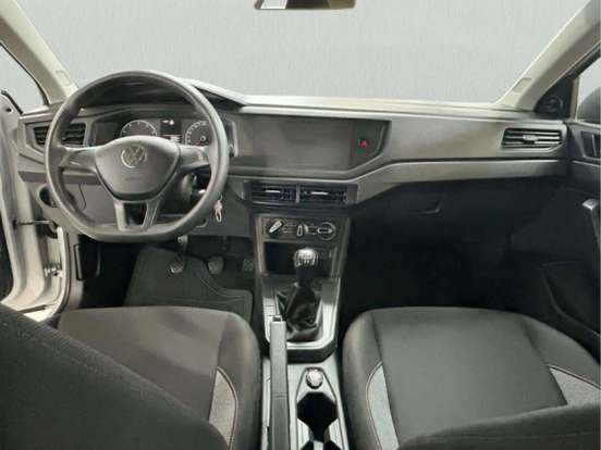 VOLKSWAGEN-POLO-1.0 MPI ROBUST MANUAL VOLKSWAGEN-POLO-2024