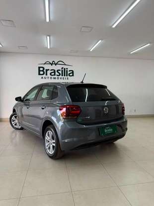 VOLKSWAGEN-POLO-2020