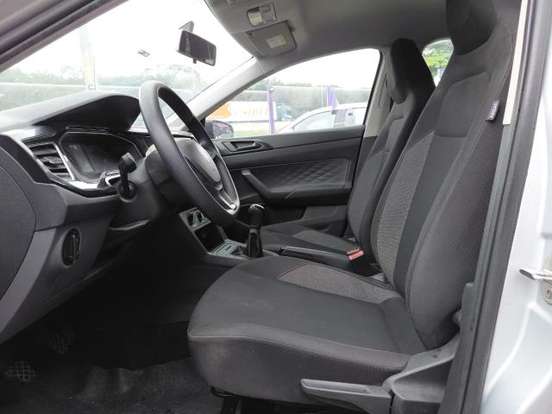 VOLKSWAGEN-POLO-2024