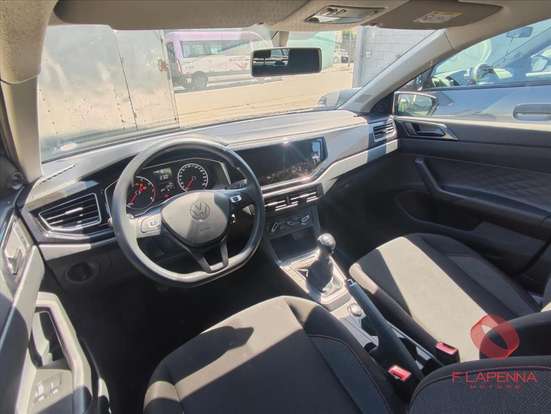 VOLKSWAGEN-POLO-2024