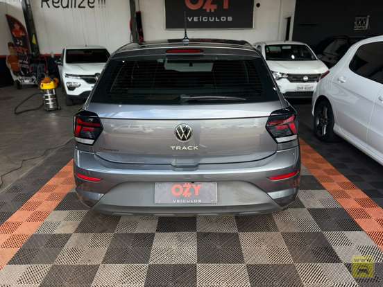 VOLKSWAGEN-POLO-2025