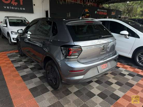 VOLKSWAGEN-POLO-2025