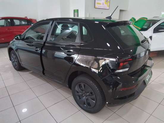 VOLKSWAGEN-POLO-2025