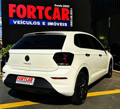 VOLKSWAGEN-POLO-2024