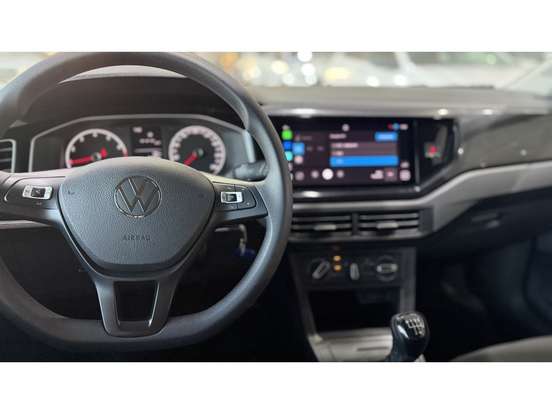 VOLKSWAGEN-POLO-2025