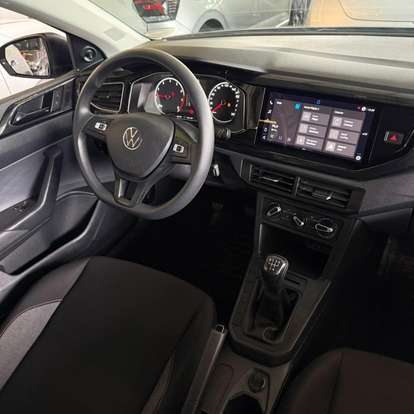 VOLKSWAGEN-POLO-2024