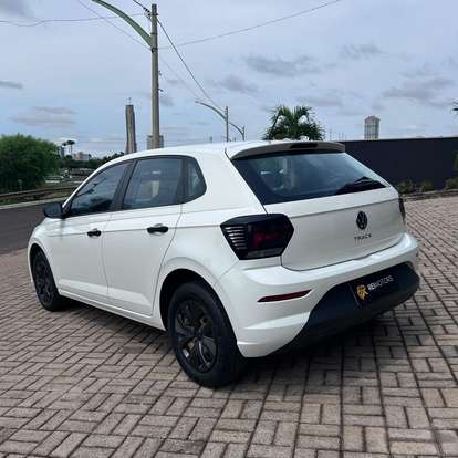 VOLKSWAGEN-POLO-2024