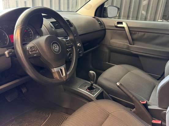 VOLKSWAGEN-POLO-1.6 MI 8V FLEX 4P AUTOMATIZADO VOLKSWAGEN-POLO-2013