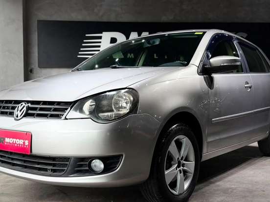 VOLKSWAGEN-POLO-1.6 MI 8V FLEX 4P MANUAL VOLKSWAGEN-POLO-2013