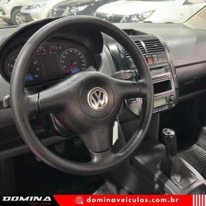 VOLKSWAGEN-POLO-2007