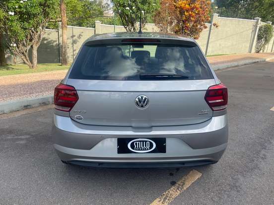 VOLKSWAGEN-POLO-2019