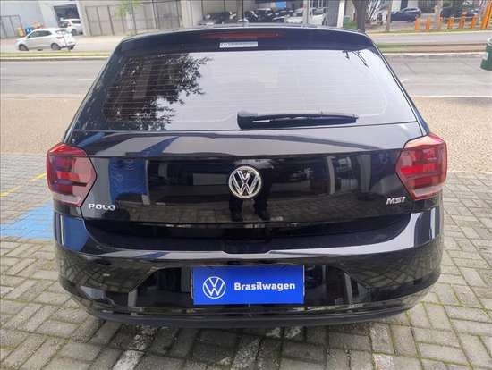 VOLKSWAGEN-POLO-2020