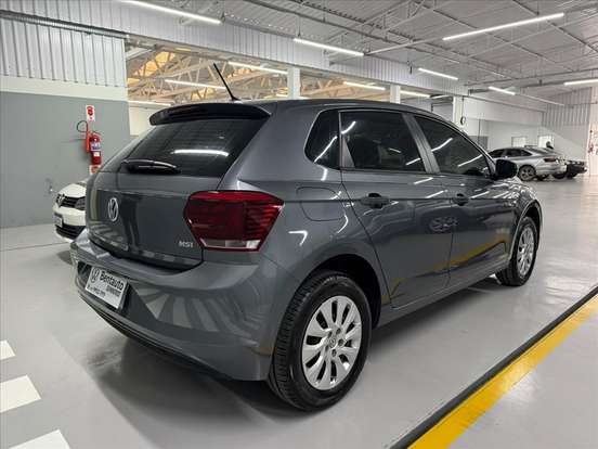 VOLKSWAGEN-POLO-2019
