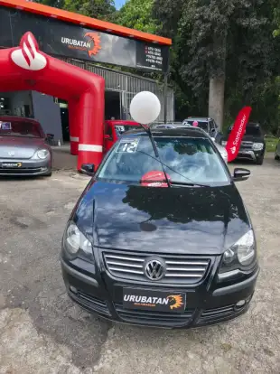 VOLKSWAGEN-POLO SEDAN-2011
