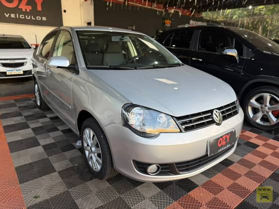 VOLKSWAGEN POLO SEDAN 1.6 MI 8V FLEX 4P MANUAL