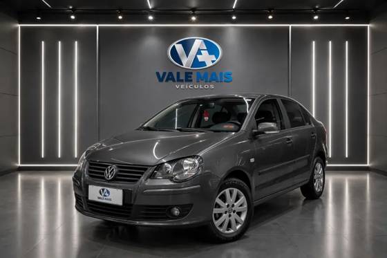 VOLKSWAGEN POLO SEDAN 1.6 MI COMFORTLINE 8V FLEX 4P MANUAL