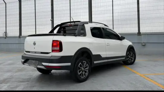 VOLKSWAGEN-SAVEIRO-2021