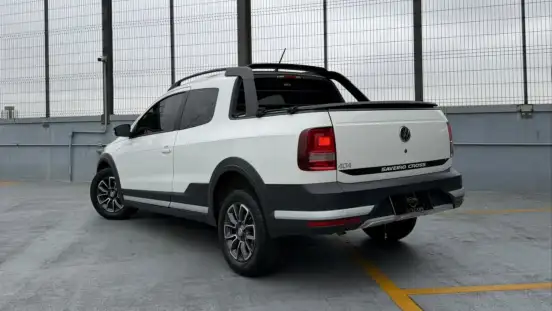 VOLKSWAGEN-SAVEIRO-2021