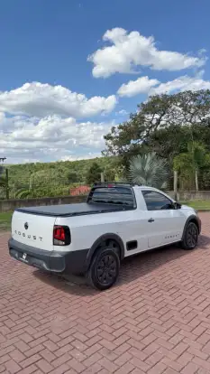 VOLKSWAGEN-SAVEIRO-2025