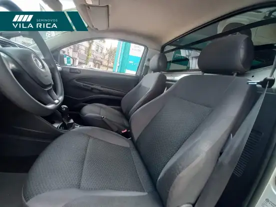 VOLKSWAGEN-SAVEIRO-2021