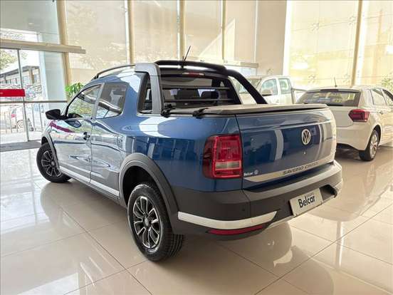 VOLKSWAGEN-SAVEIRO-2022