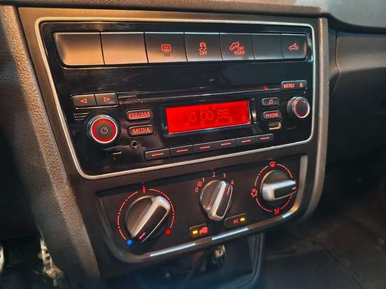 VOLKSWAGEN-SAVEIRO-1.6 CROSS CD 16V FLEX 2P MANUAL VOLKSWAGEN-SAVEIRO-2015