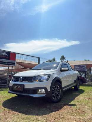 VOLKSWAGEN-SAVEIRO-2016