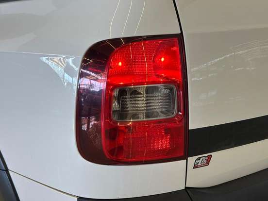 VOLKSWAGEN-SAVEIRO-2014
