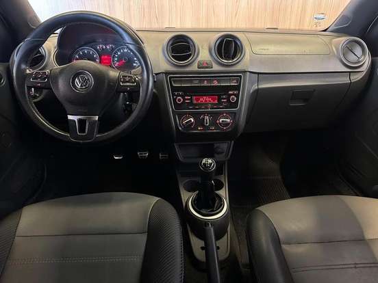 VOLKSWAGEN-SAVEIRO-2014